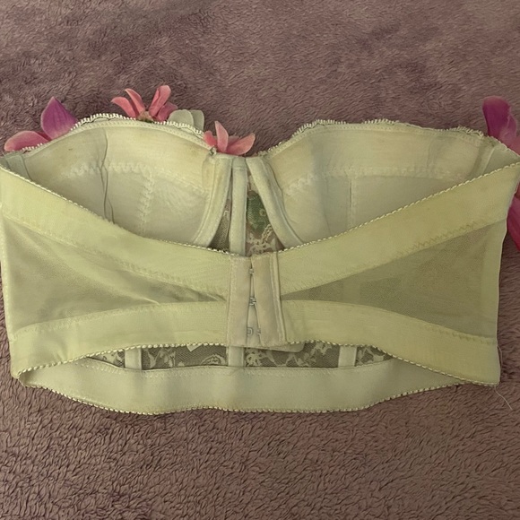 Custom-Made Floral Rave Bra - Picture 2 of 7